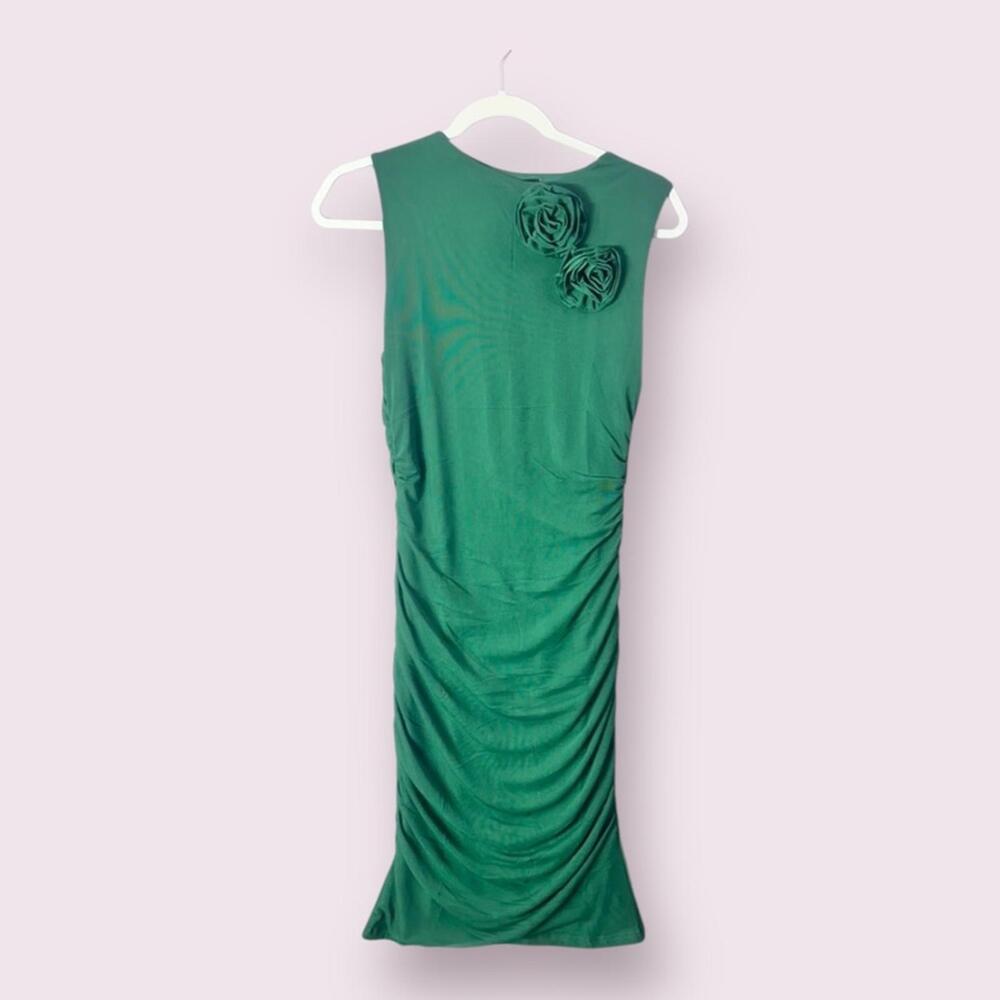 NWT Pretty Garden Green Rouched Dress with Floral Details Size Medium